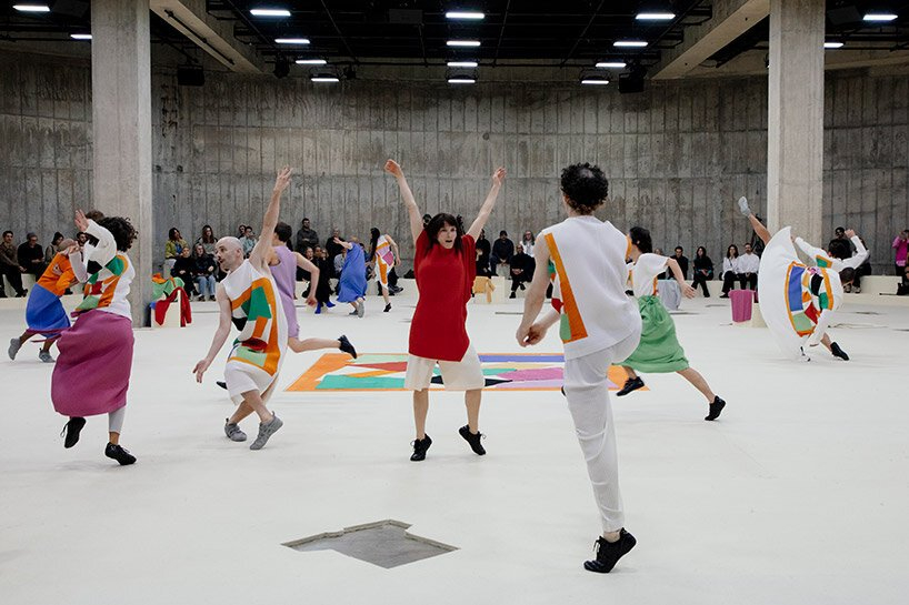issey miyake turns matisse cut-outs into clothing and choreography at tate modern - 1
