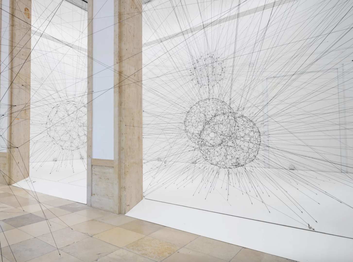 Tomás Saraceno : quand les araignées tissent un savoir non humain
