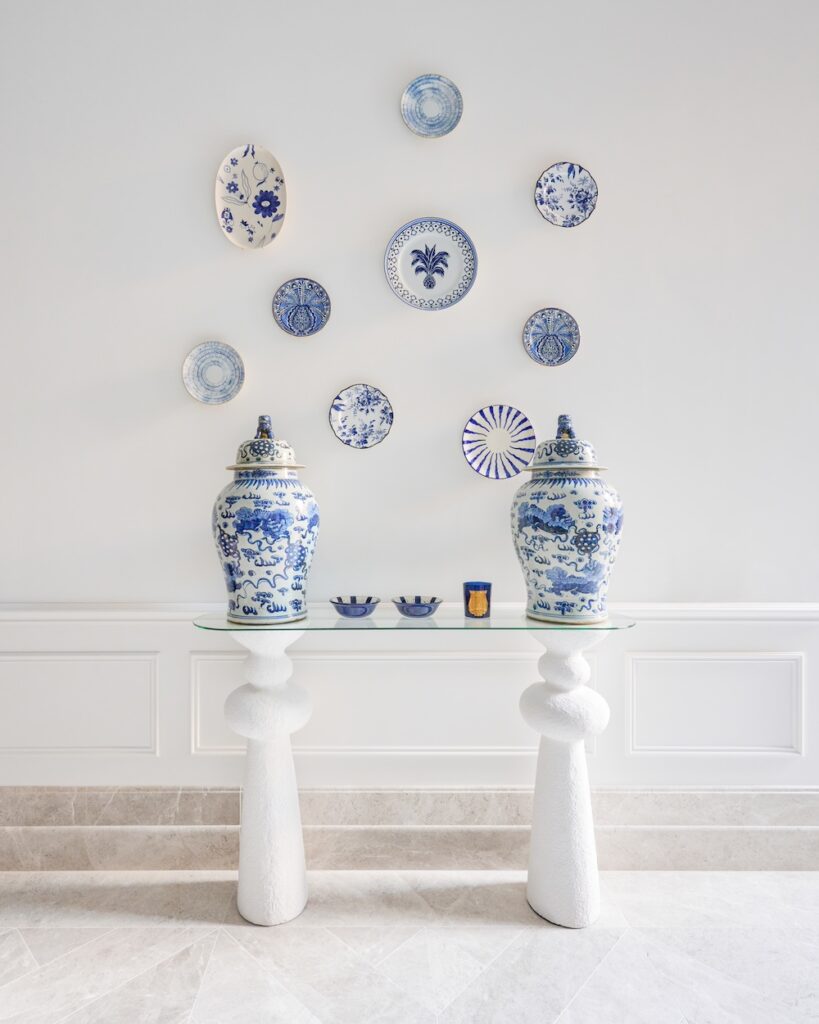 Lodha Studio la porcelaine chinoise en bleu et blanc  