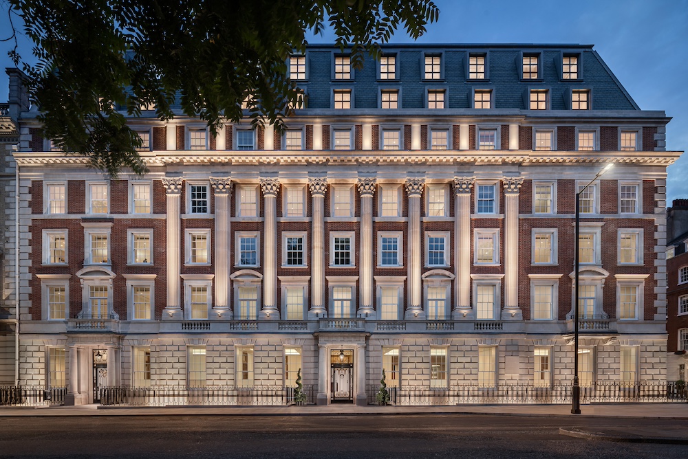 Grosvenor Square de nuit
